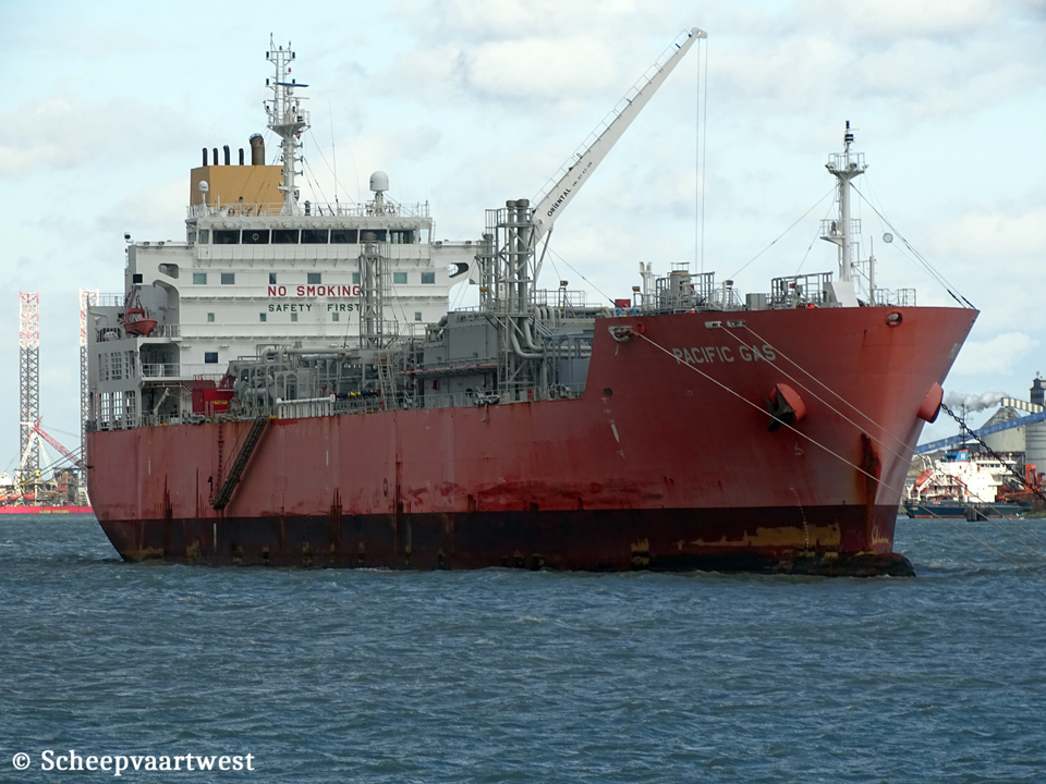 Pacific Gas IMO 9745524 01